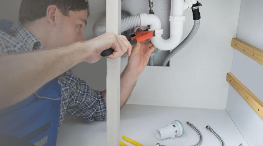Local expert plumbing services in Old Forge, PA